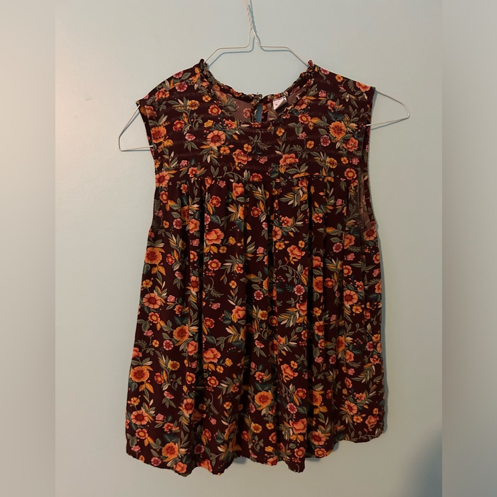 Old Navy Sleeveless Floral Blouse